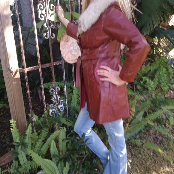 70s vintage Leather Fox trimmed Jacket Small - Picture 9 of 11